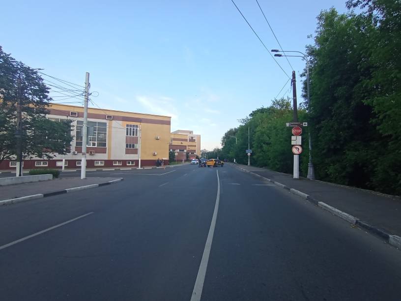 В Твери мотоциклист не уступил дорогу и попал в ДТП В Твери мотоциклист не уступил дорогу и попал в ДТП