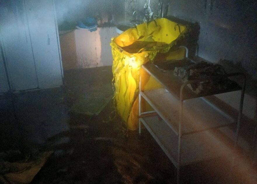 В поселке Тверской области загорелась больница