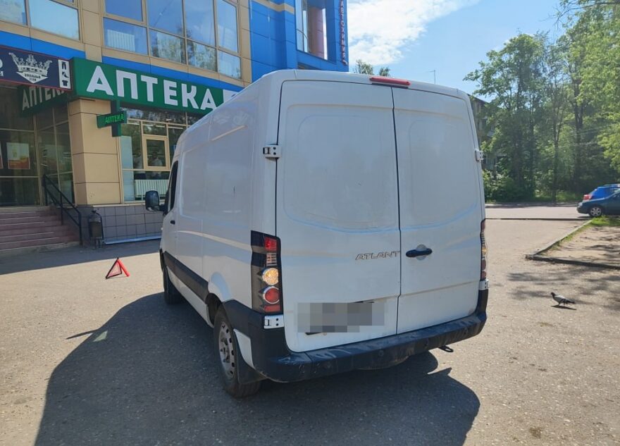 В Твери водитель грузового автомобиля сбил пожилую женщину