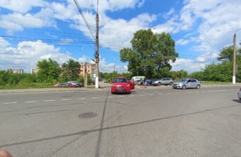 Водитель иномарки сбил велосипедиста в Твери Водитель иномарки сбил велосипедиста в Твери