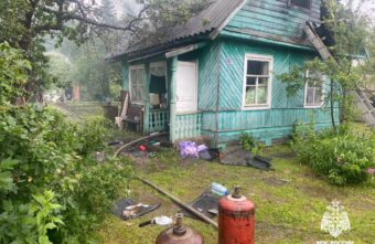 В Тверской области потушили загоревшийся дачный дом В Тверской области потушили загоревшийся дачный дом