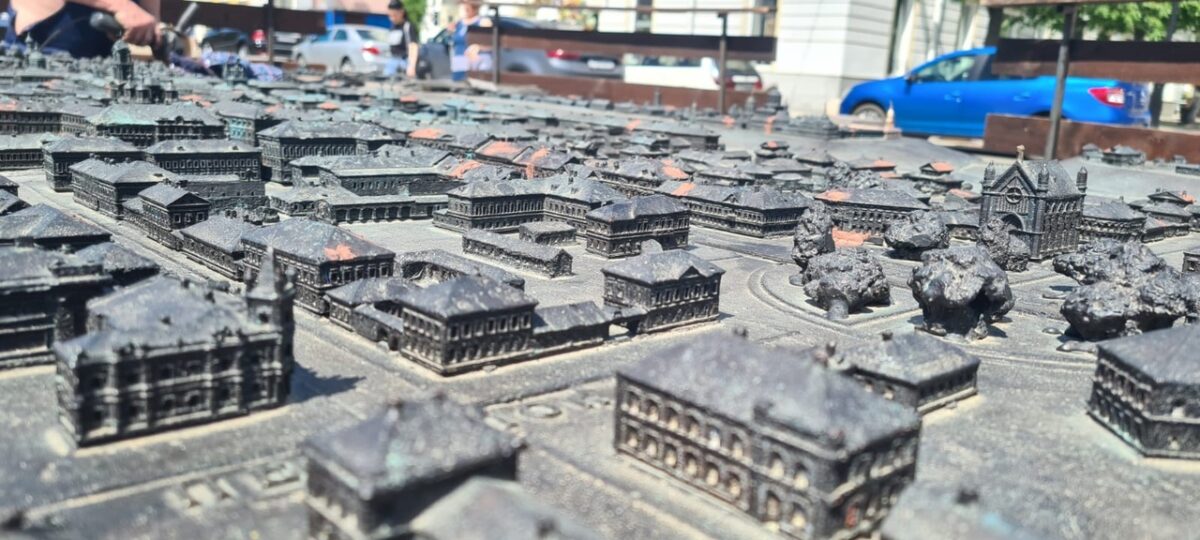 Тактильный барельеф «Лучи Твери» хотят навсегда закрыть от горожан и туристов