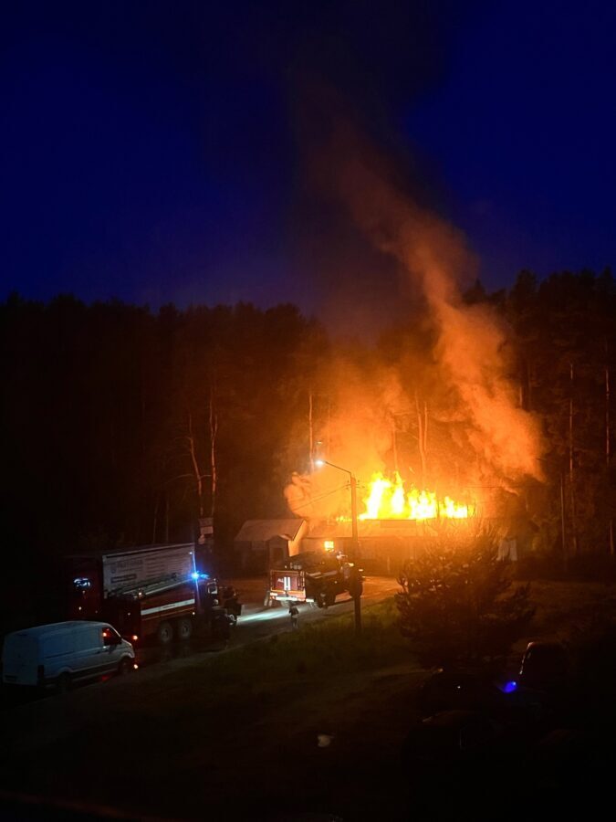 В Кимрах ночью полыхала палатка АБЦ