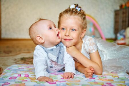 Жителям Тверской области уточнили условия для получения пособия при рождении ребенка Жителям Тверской области уточнили условия для получения пособия при рождении ребенка