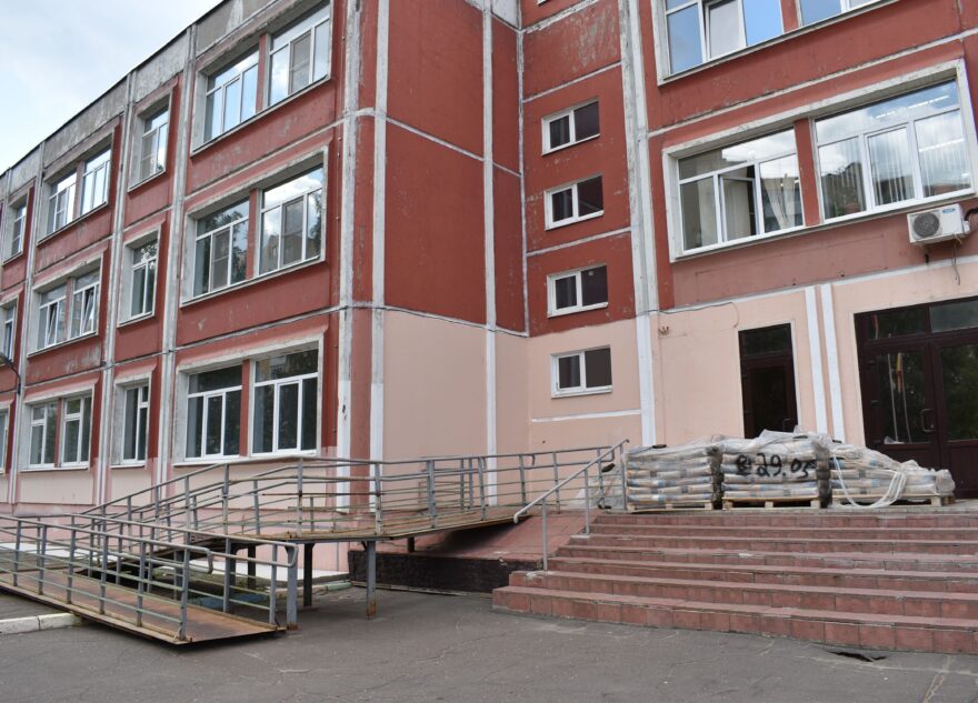 Центр образования №49 в Твери капитально ремонтируют