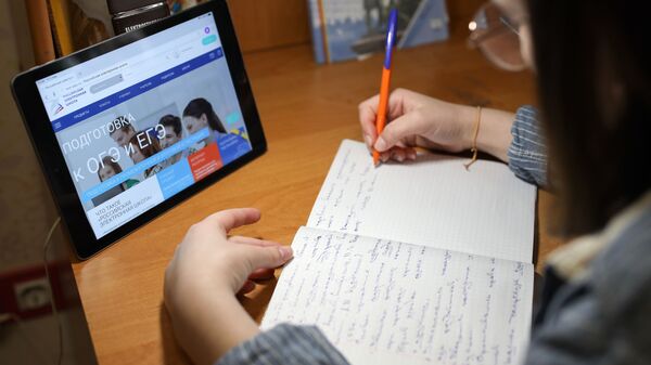 В России частных репетиторов могут отправить обратно в школы