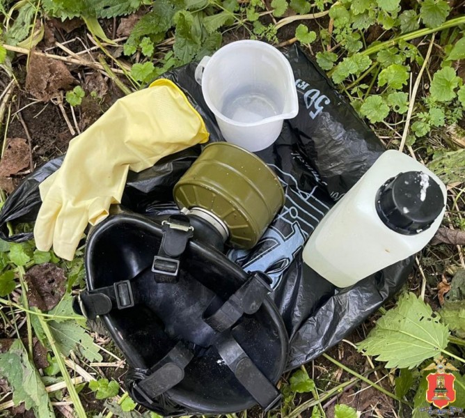 Житель Тверской области организовал в лесу нарколабораторию