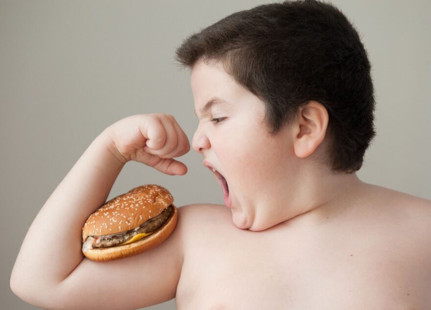 Врач рассказала о причинах детского ожирения