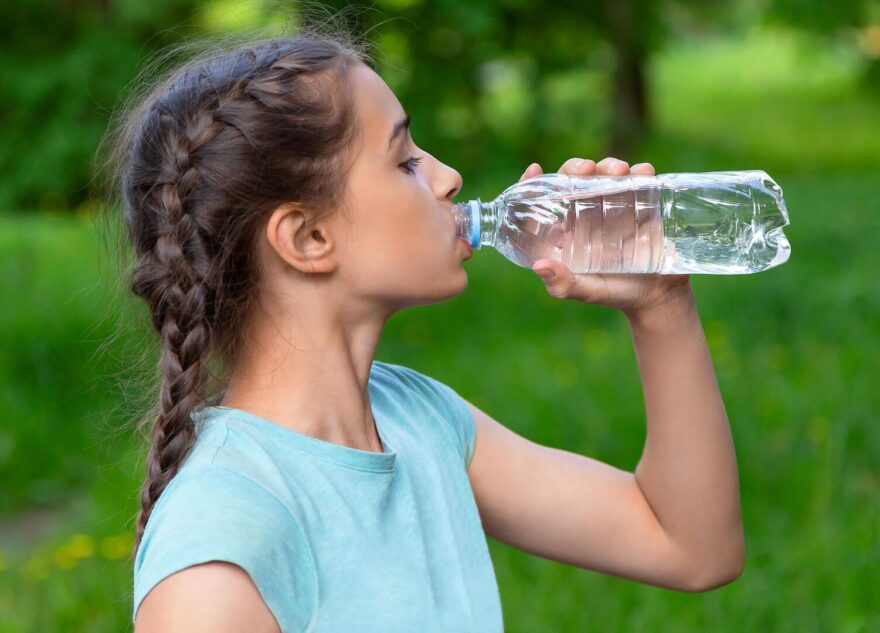 Врач рассказала о вреде потребления воды