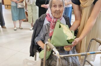 Труженица тыла Надежда Орлова отмечает вековой юбилей