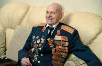 101 год исполнился участнику Великой Отечественной войны Спартаку Сычёву 101 год исполнился участнику Великой Отечественной войны Спартаку Сычёву