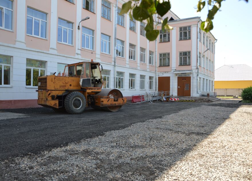 В Твери ремонтируют 52 школы и 72 детских сада  