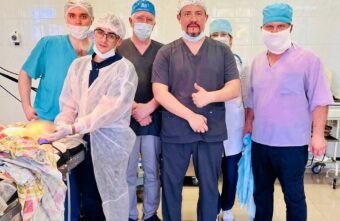 В Твери девочке с болезнью крови врачи установили уникальную венозную порт-систему В Твери девочке с болезнью крови врачи установили уникальную венозную порт-систему