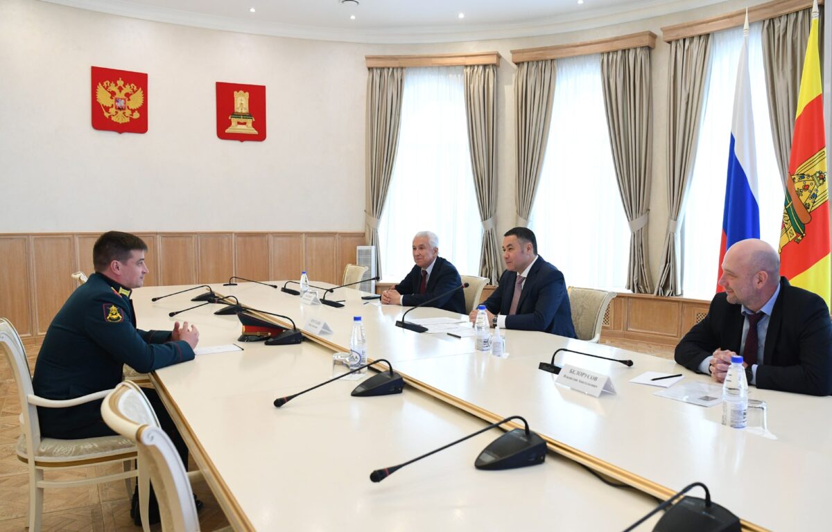 Губернатор назвал Героя России Ивана Хрусталева молодым Спартаком Сычевым