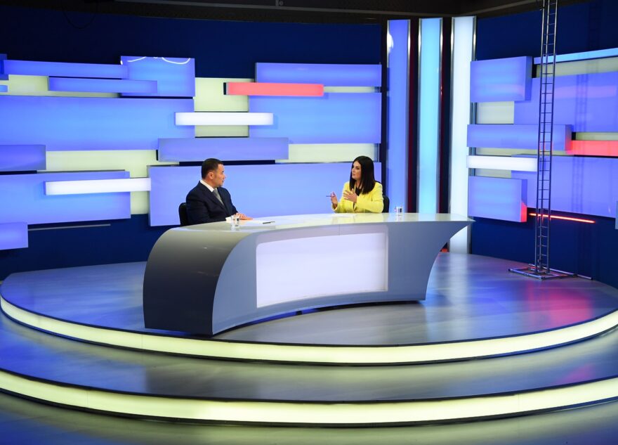 От газопровода до мер поддержки: губернатор Игорь Руденя ответит на актуальные вопросы в прямом эфире