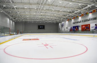 Игорь Руденя проинспектировал завершение строительства ледового комплекса и пожарного депо в селе Тургиново