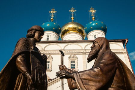 Спасо-Преображенский собор: как разобрали старый и построили новый храм Спасо-Преображенский собор: как разобрали старый и построили новый храм