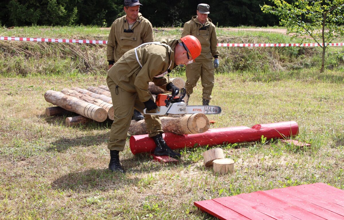 В Тверской области определили лучшего лесного пожарного