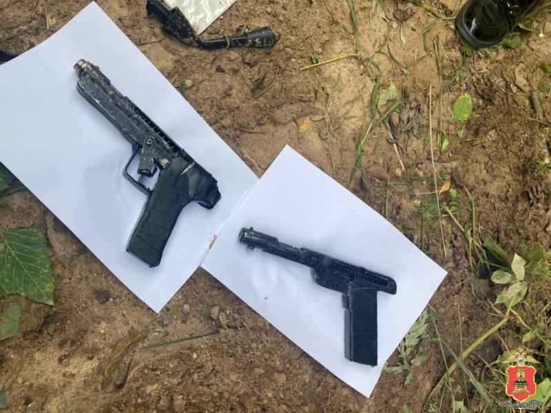 В Тверской области задержали подозреваемого в изготовлении и хранении оружия В Тверской области задержали подозреваемого в изготовлении и хранении оружия