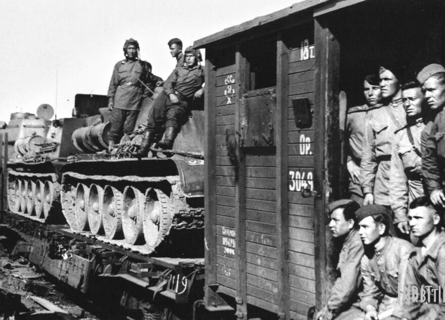 На роль солдат в военном фильме приглашают мужчин без татуировок На роль солдат в военном фильме приглашают мужчин без татуировок