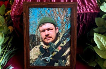 В Тверской области простились с погибшим в зоне СВО Алексеем Семичевым В Тверской области простились с погибшим в зоне СВО Алексеем Семичевым