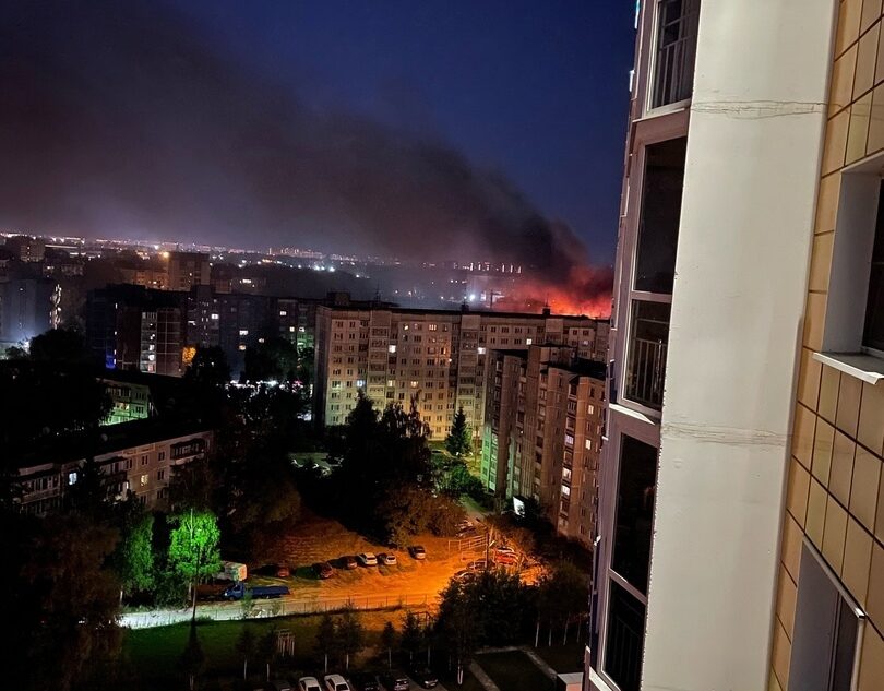 Ночью в Твери в Заволжском районе произошел пожар