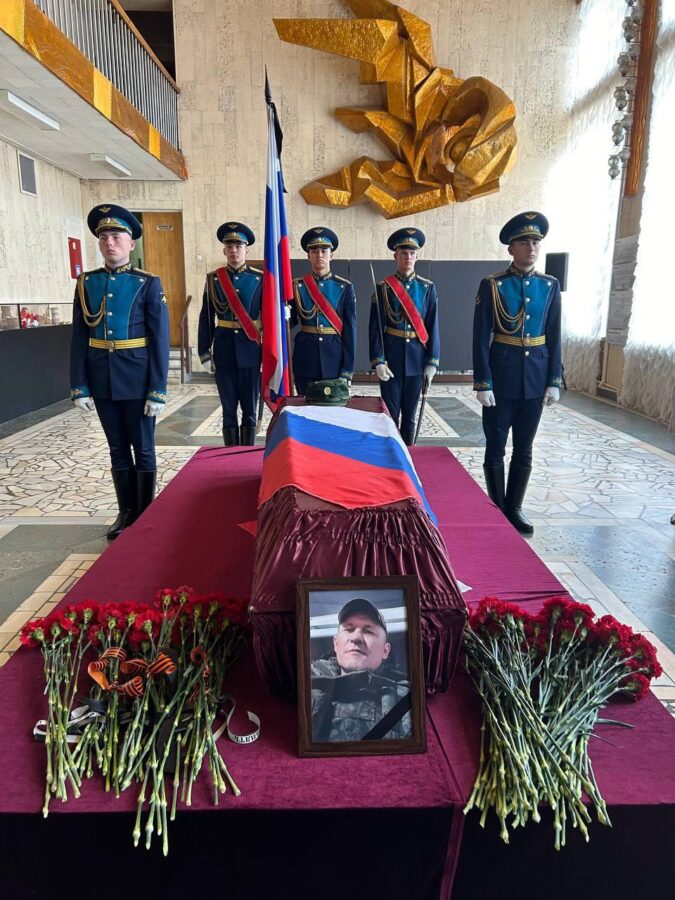 В Тверской области проводили в последний путь Дмитрия Юдина, погибшего на СВО