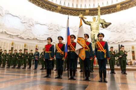 Новобранцы Преображенского полка из Тверской области приняли присягу в Музее Победы