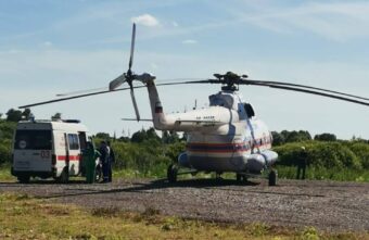 Несовершеннолетнего ребенка срочно доставили на вертолете в Тверь Несовершеннолетнего ребенка срочно доставили на вертолете в Тверь