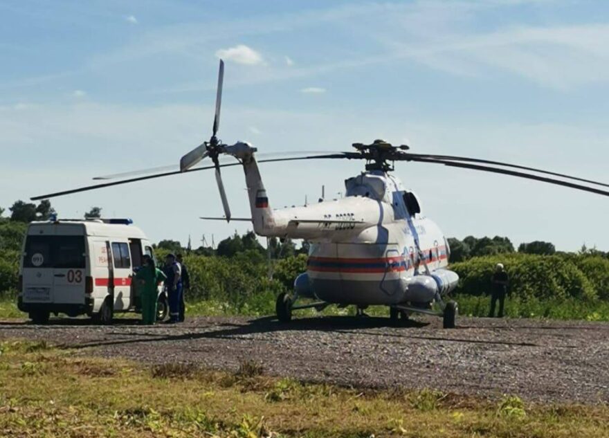 Несовершеннолетнего ребенка срочно доставили на вертолете в Тверь Несовершеннолетнего ребенка срочно доставили на вертолете в Тверь