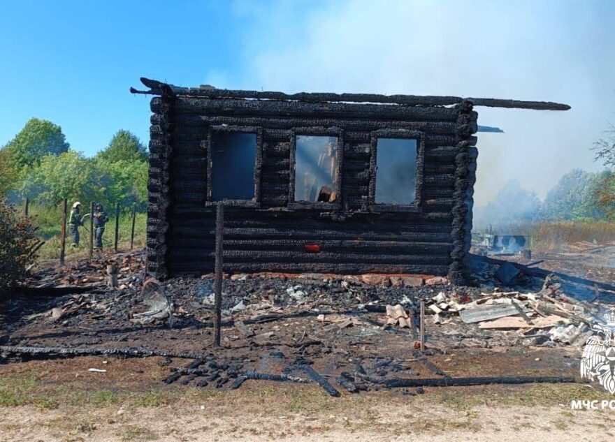 Два человека пострадали при пожаре в Тверской области