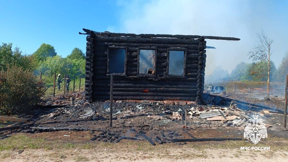 Два человека пострадали при пожаре в Тверской области | ТОП Тверь новости