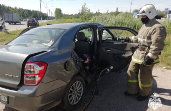В Тверской области деблокировали 83-летнюю женщину, пострадавшую в ДТП