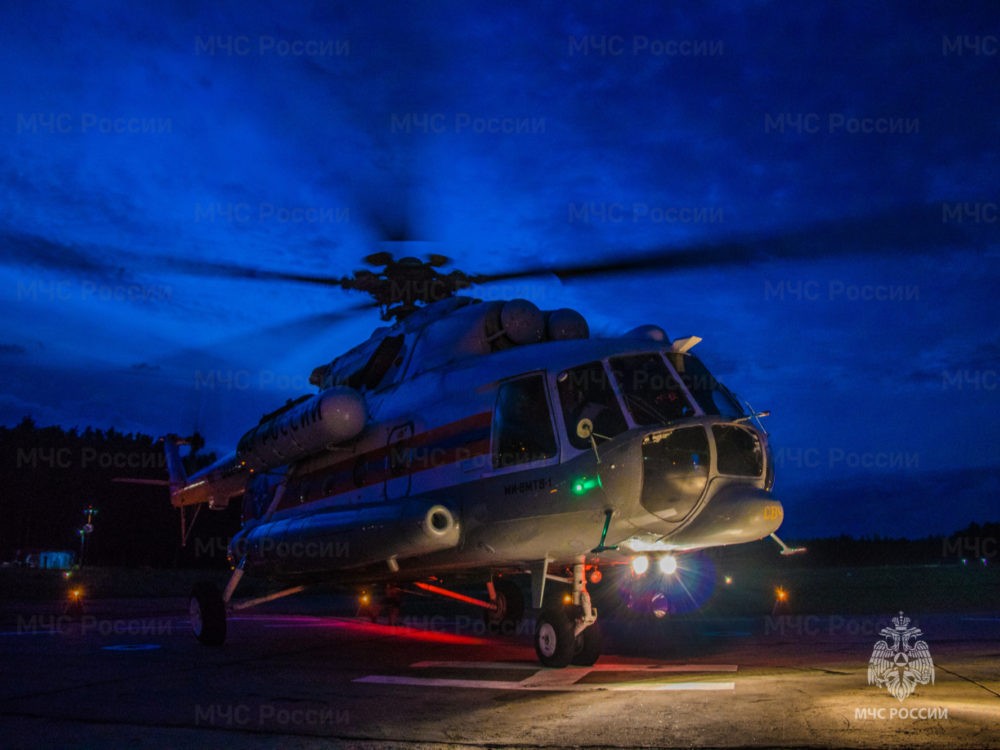 В Тверь вертолет санавиации доставил маленького ребенка