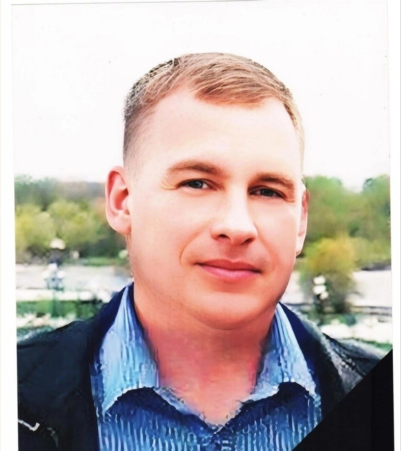 В Тверской области простятся с погибшим в зоне СВО Николаем Молотковым