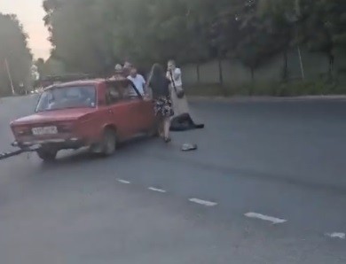 На Старицком шоссе в Тверской области ВАЗ влетел в мотоциклиста