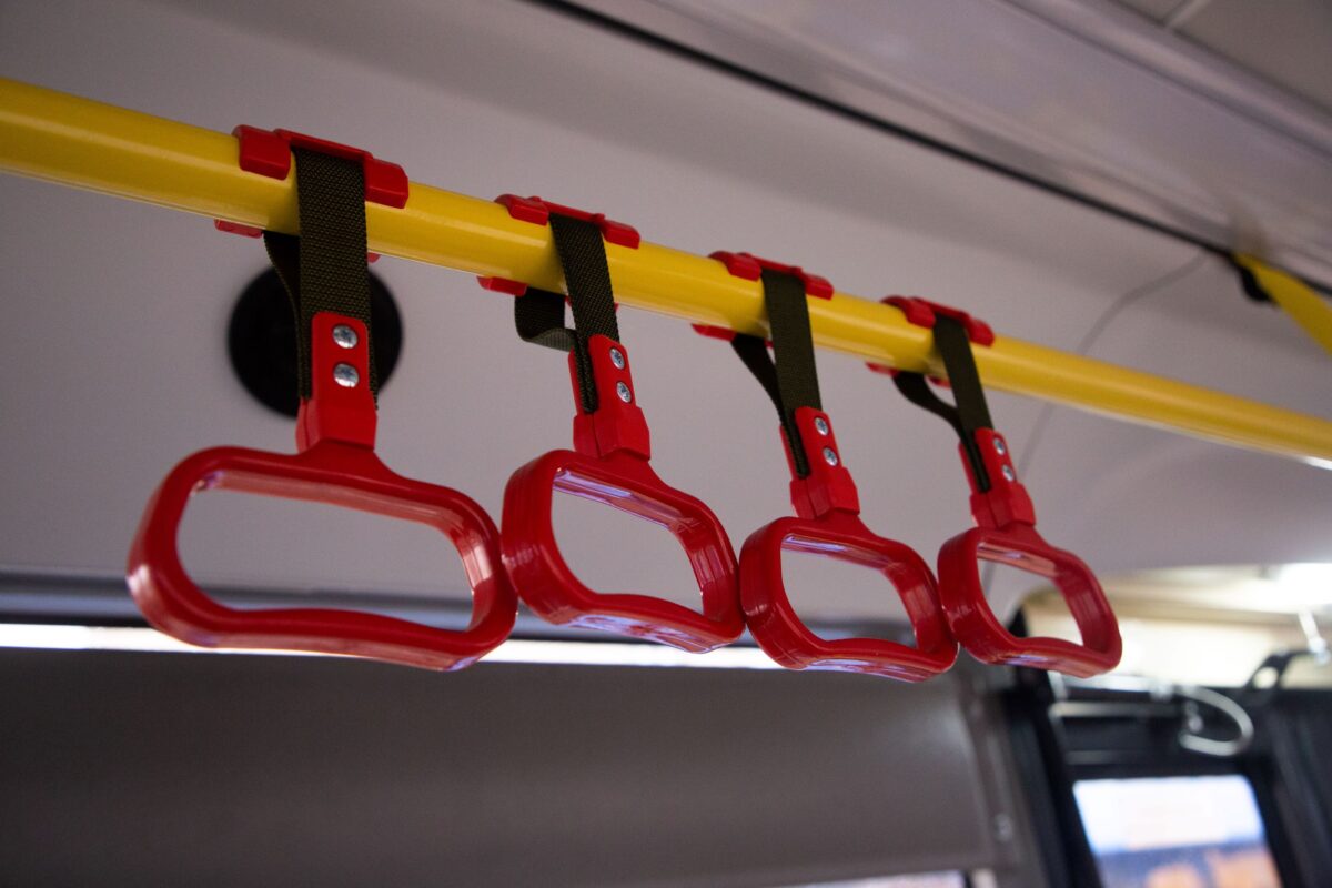 Следователи СК проверяют факт травмирования пассажиров автобуса в Тверской области