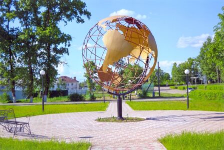 Игорь Руденя поздравил жителей Западнодвинского округа с Днем муниципального образования и Днем города Игорь Руденя поздравил жителей Западнодвинского округа с Днем муниципального образования и Днем города