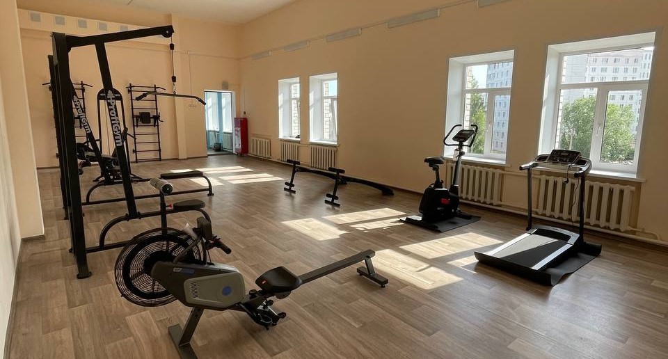 В Тверском медицинском колледже обустроили современный тренажерный зал