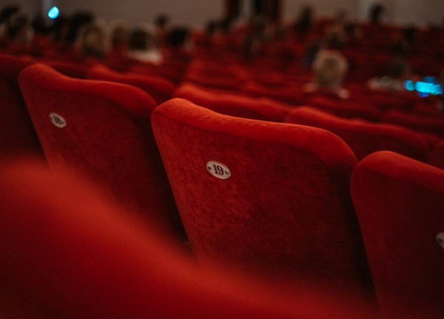 От сверхлюдей до веселых каникул на побережье: пять кинопремьер, которые стоит посмотреть жителям Твери