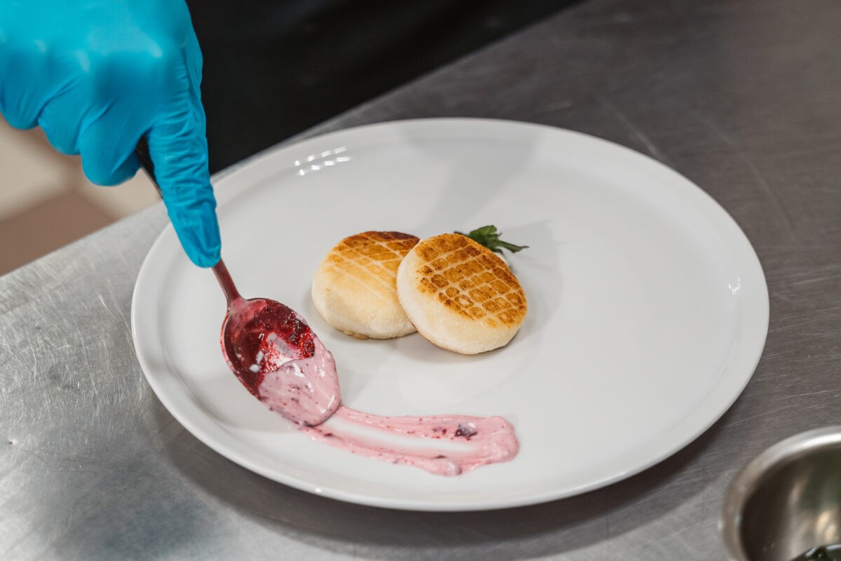 Диетолог рассказала, какой из популярных видов завтрака совершенно неполезный