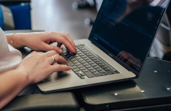 Банки переходят на отечественные системы хранения данных