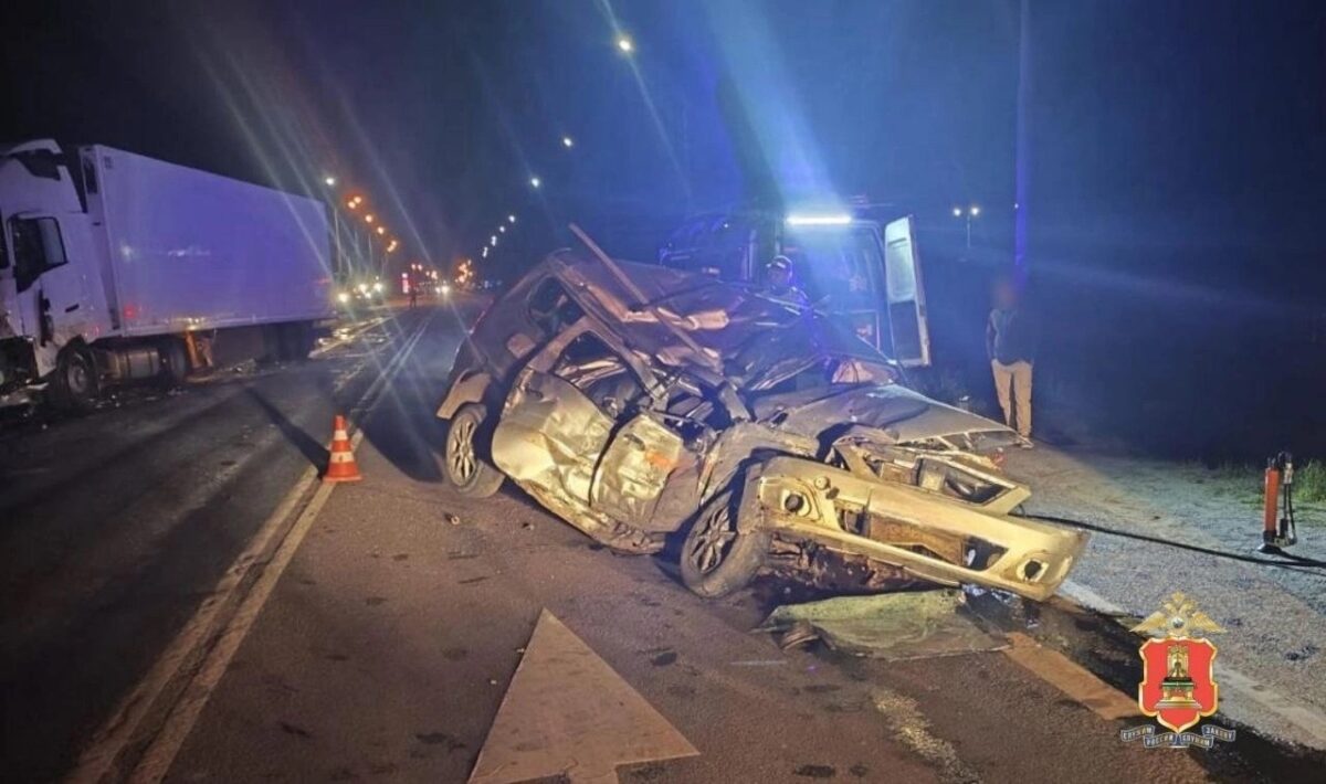 Опубликованы подробности гибели водителя «Ларгуса» в Тверской области