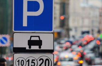 В России могут ввести скидку на штраф за неоплату парковки