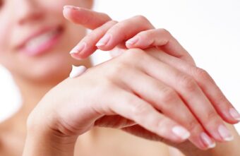 Врач рассказала о полезных свойствах грибов для кожи лица Врач рассказала о полезных свойствах грибов для кожи лица