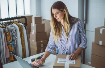 В Тверской области девушка обворовала маркетплейс на сотню тысяч рублей