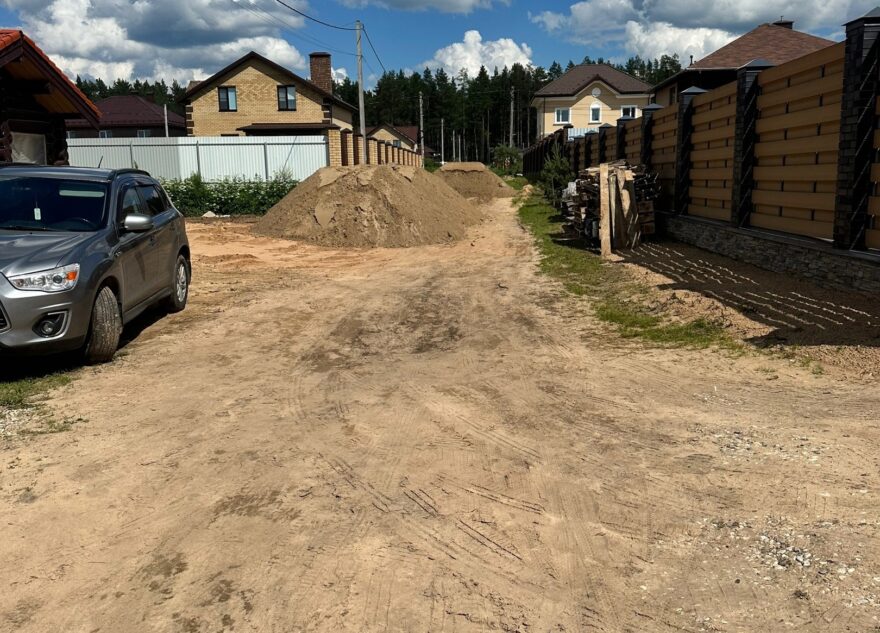 Жителей Тверской области заблокировали в собственном доме