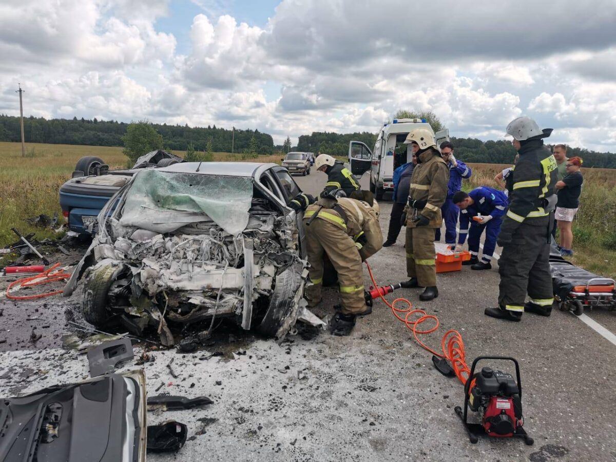 Стала известна причина ДТП в Тверской области, в котором погибли три человека