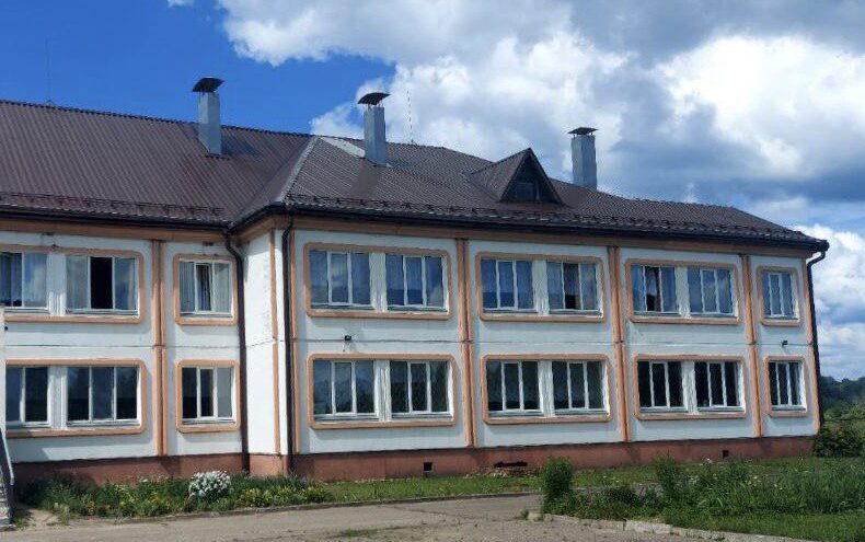 В Погорельской школе Зубцовского округа капитально отремонтировали кровлю В Погорельской школе Зубцовского округа капитально отремонтировали кровлю