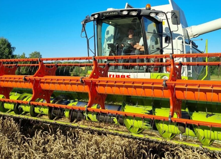 В Тверской области началась уборка урожая